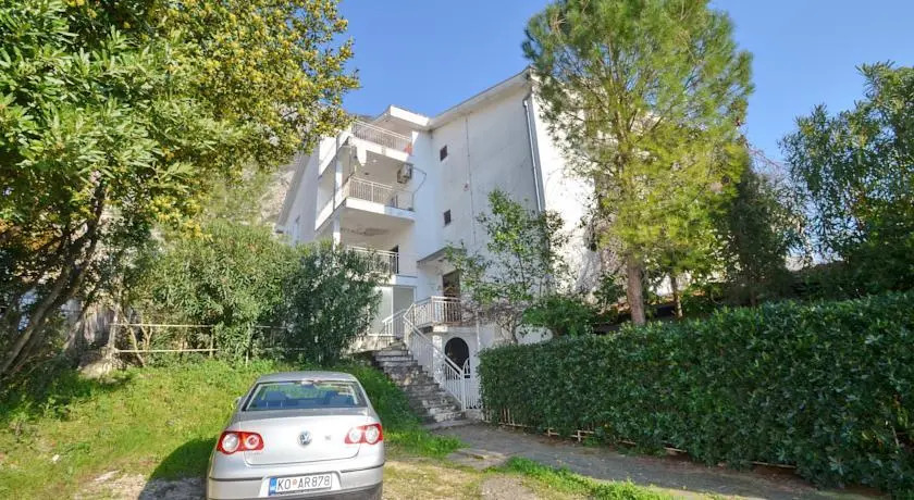 Доброта: Apartment Kaludjerovic 2