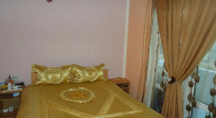 Ульцинь: Adi Apartments