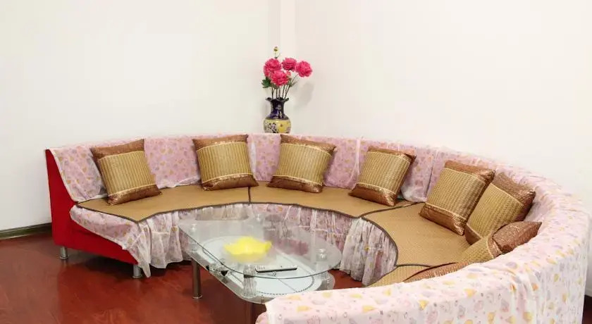 Чжоушань: Jade Green Sea Leisure House