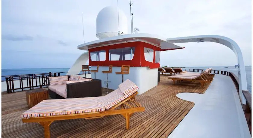 Северный атолл Мале: Theia Liveaboard