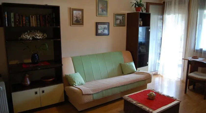Доброта: Apartments Vuksanović