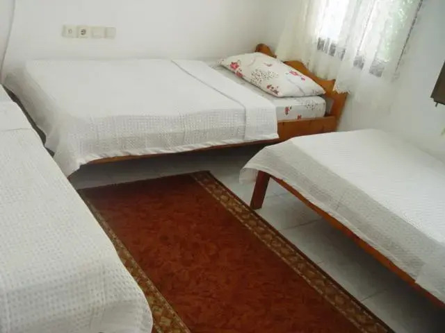 Тургутрейс: Hakan Pansiyon