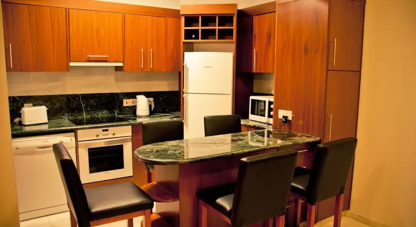 Ларнака: Galatia Executive Suites