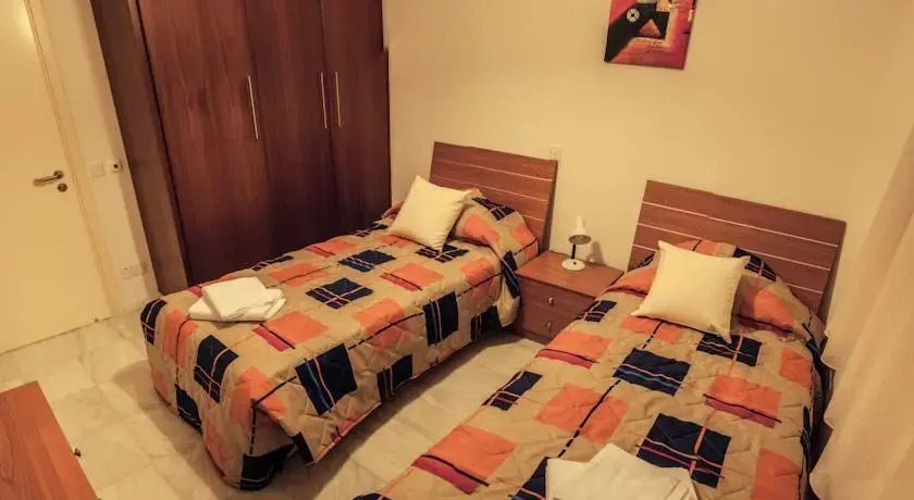 Ларнака: Galatia Executive Suites