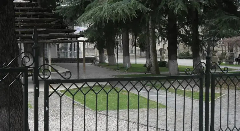 Кутаиси: Apartment White Bridge