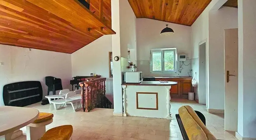 Бигово: Guesthouse Alain
