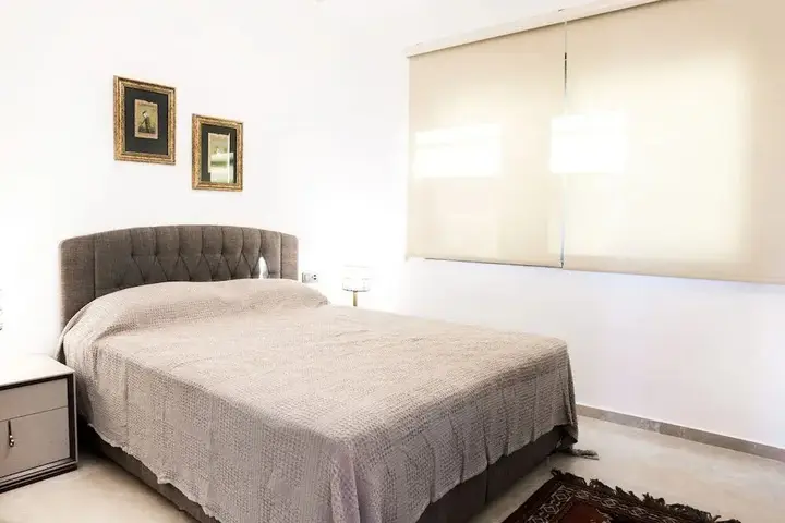 carousel image 3