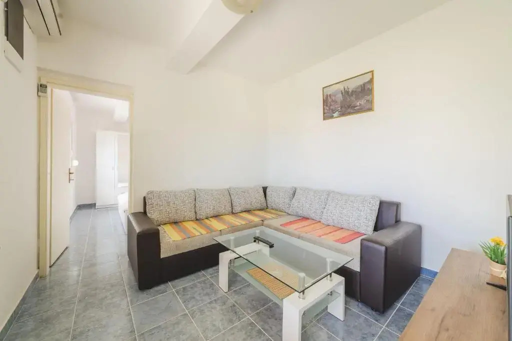 Ульцинь: Apartments Boki