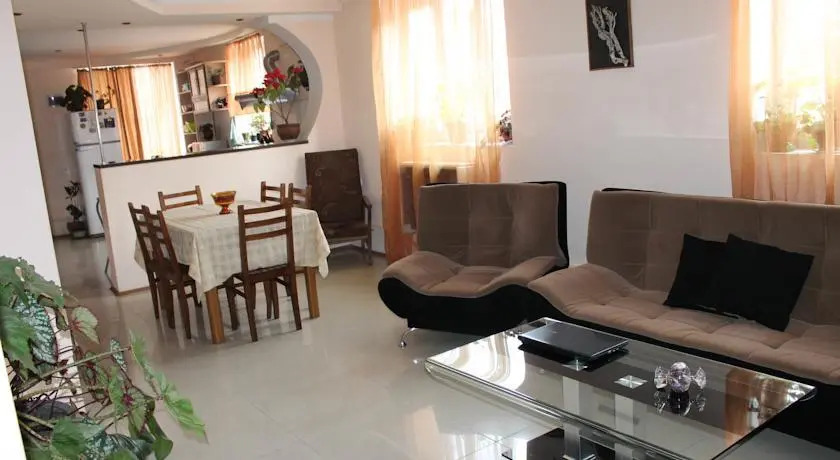 Лагодехи: Caucasus Hostel