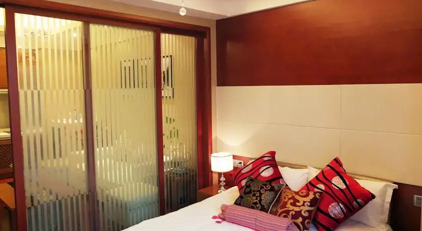 Чунцин: You Le Mei Apartment