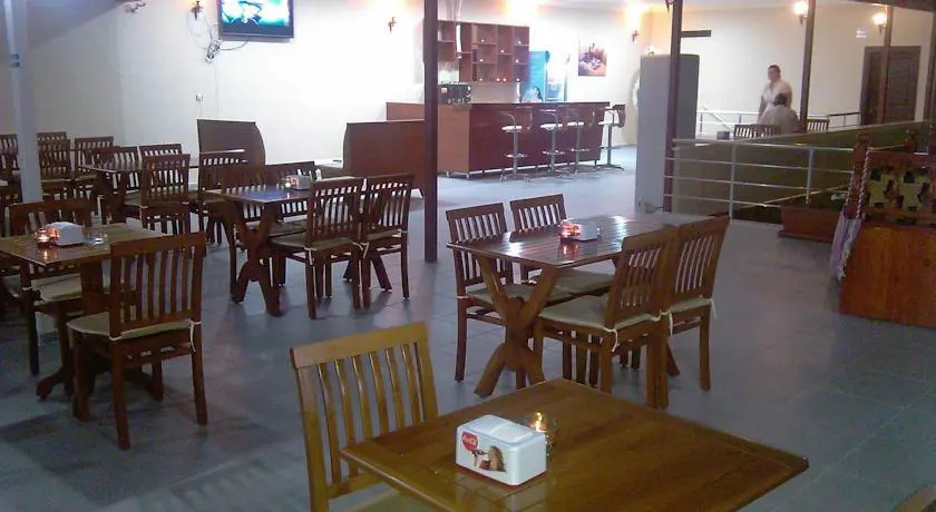 Алтынолук: Cahit Han Hotel