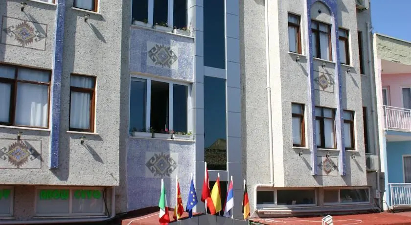 Алтынолук: Cahit Han Hotel