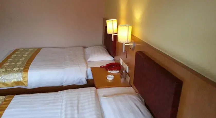 Яншо: Ying Shan Hong Hotel