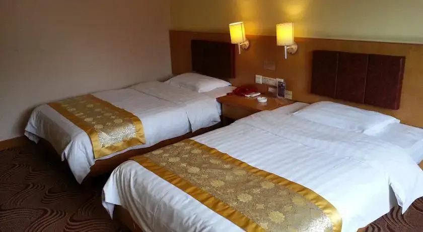 Яншо: Ying Shan Hong Hotel