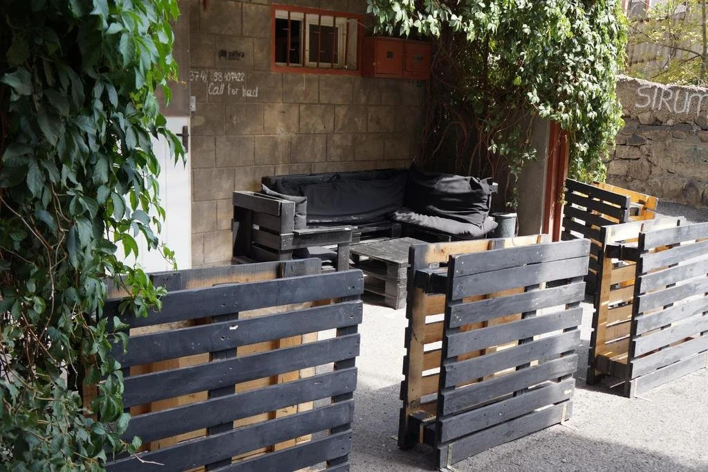 Ереван: Zebra Hostel & Tours