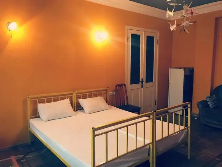 Ереван: Zebra Hostel & Tours