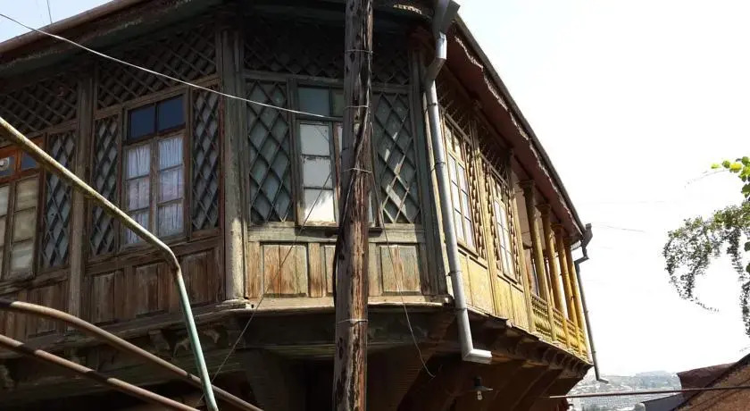 Тбилиси: Guesthouse Dinara