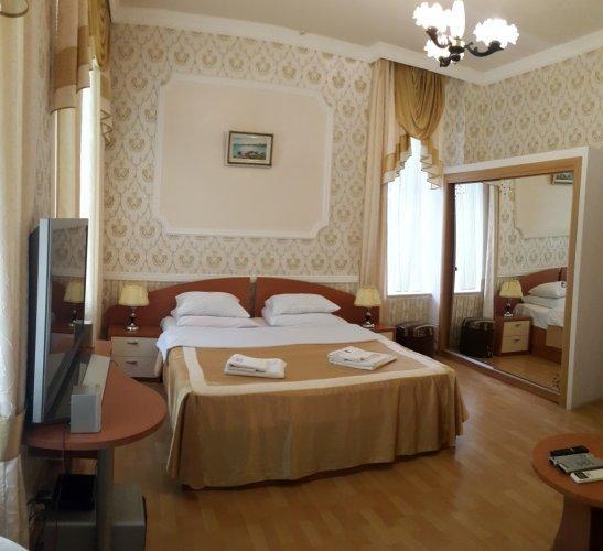 Park Royal Bely Lebed Mini-Hotel — фото 1