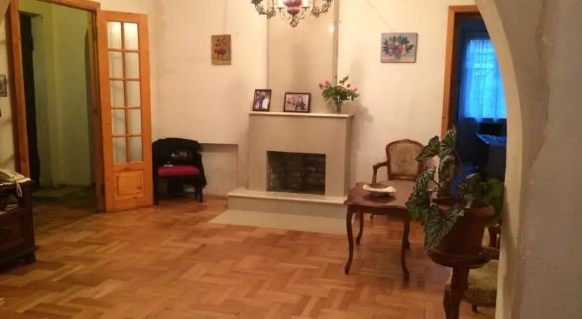 Боржоми: Fabricio Guesthouse