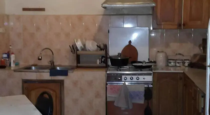 Батуми: Guest House Maia