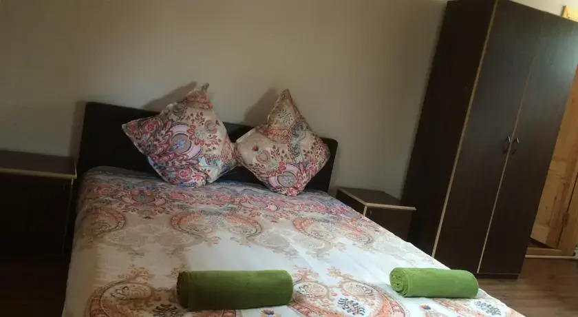 Степанцминда: Uptown Kazbegi Guesthouse