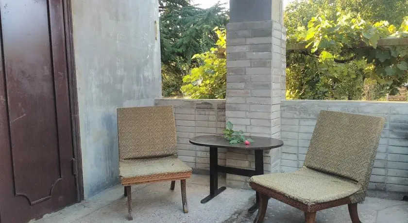 Телави: Guest House Shuamta