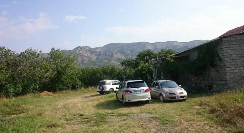 Тбилиси: House Near Mtskheta