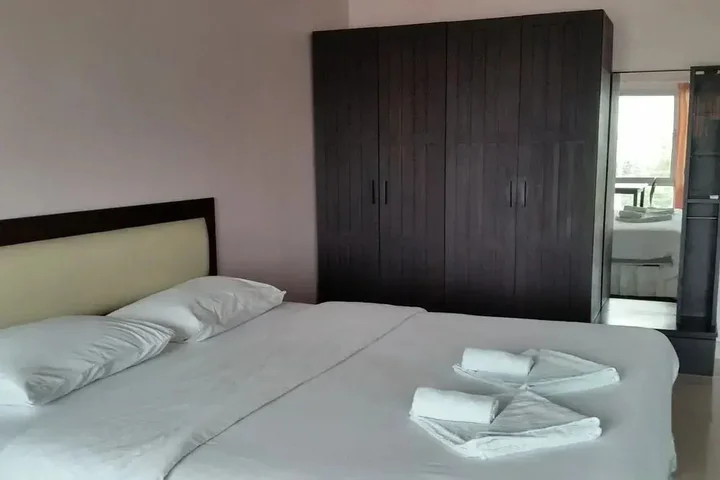 Сирача: Tarawadee Sriracha Apartment