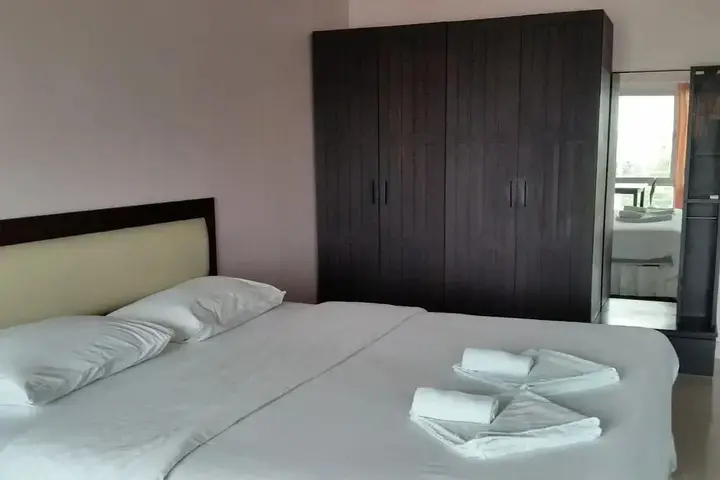 Сирача: Tarawadee Sriracha Apartment