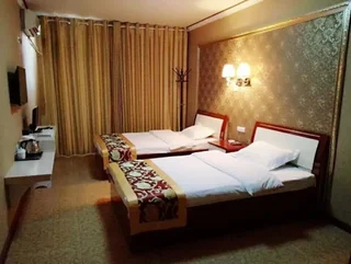 Лоян: National Flower Hotel