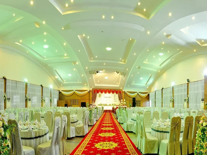 Плейку: HAGL Hotel Gia Lai
