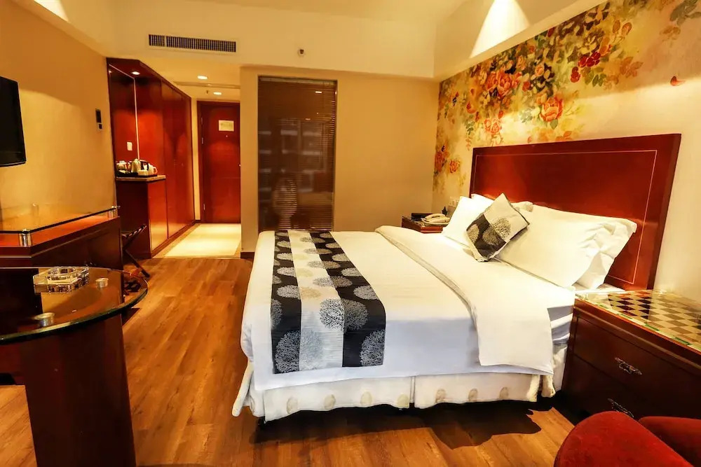 Бэйхай: South Pacific International Hotel
