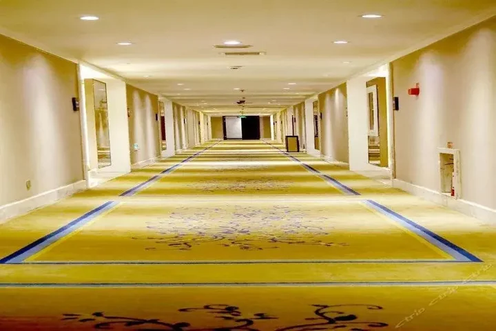 Цзиньчжун: Eden International Hotel