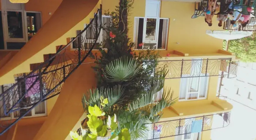 Кобулети: Guest House on Rustaveli 205