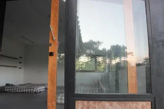 Паи: Eastern Peace House
