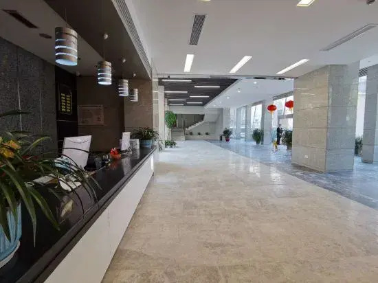 Ханчжоу: 湖畔酒店（杭州文三路地铁站店）