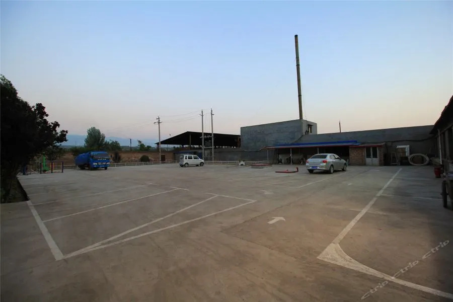 Цзиньчжун: 介休弘港商旅酒店