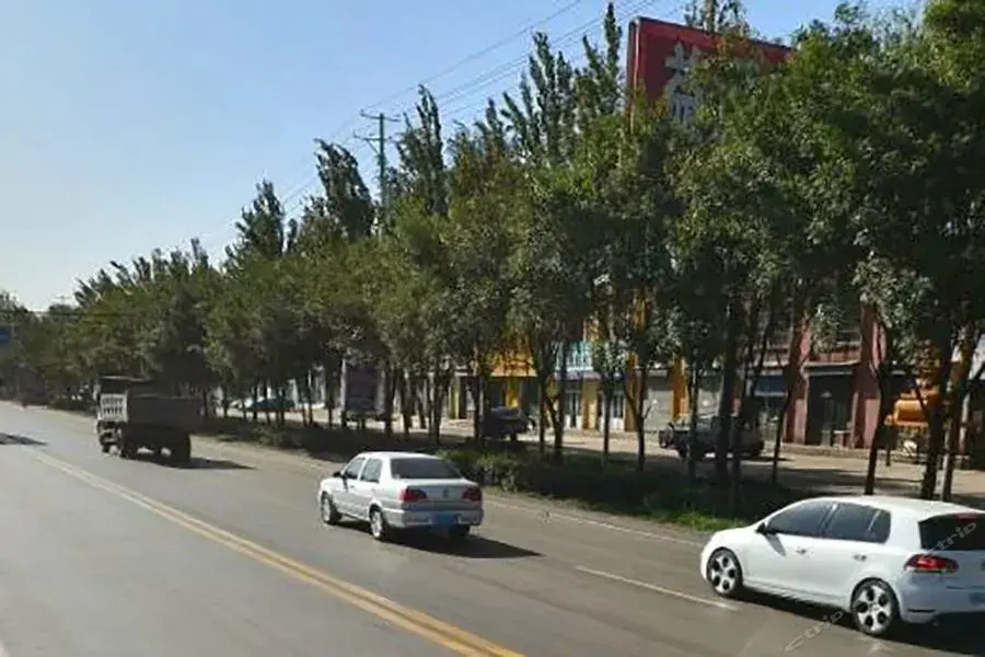 Цзиньчжун: 介休弘港商旅酒店