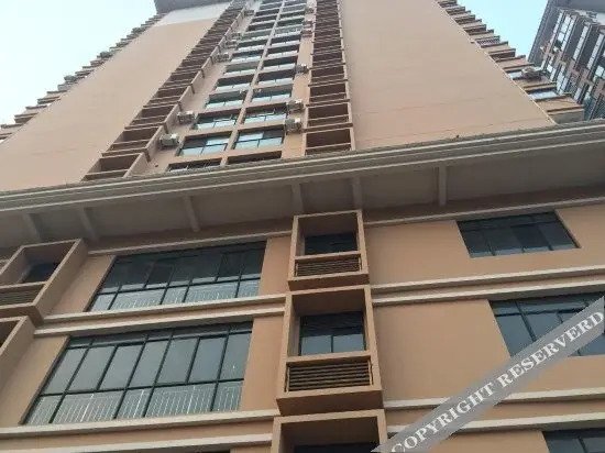 Цзинхун: 景洪爱巢一情侣酒店