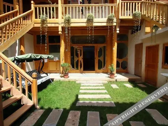 Лицзян: Lijiang Huhu Inn