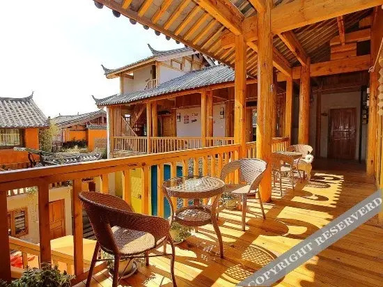 Лицзян: Lijiang Huhu Inn