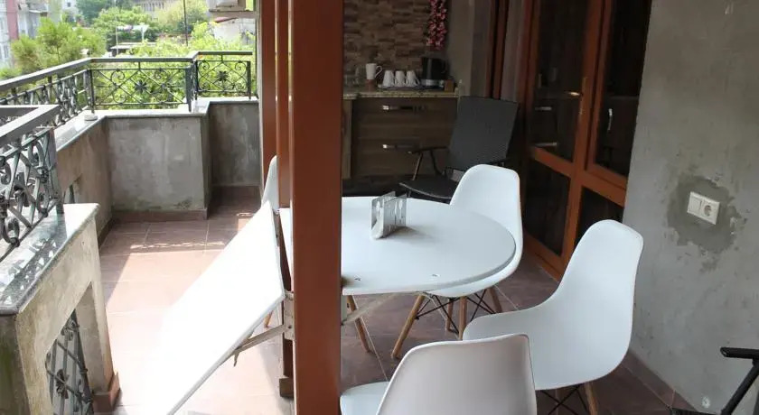 Luxury guest house in Batumi — фото 2