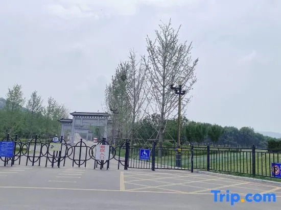 Цзинин: Home Inn Neo (Zoucheng Kuanging East Road Store)
