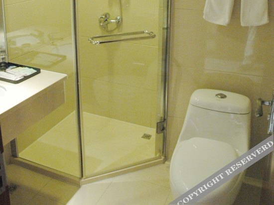 Дунъян: Hengdian Film and Television City Zhenyu Hotel