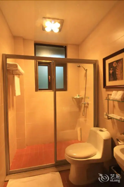 Duodao: Phoenix Hotel
