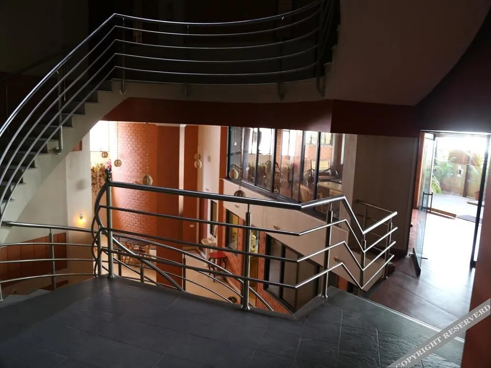 OYO 374 Apartment Near Fortis Hospital — фото 2