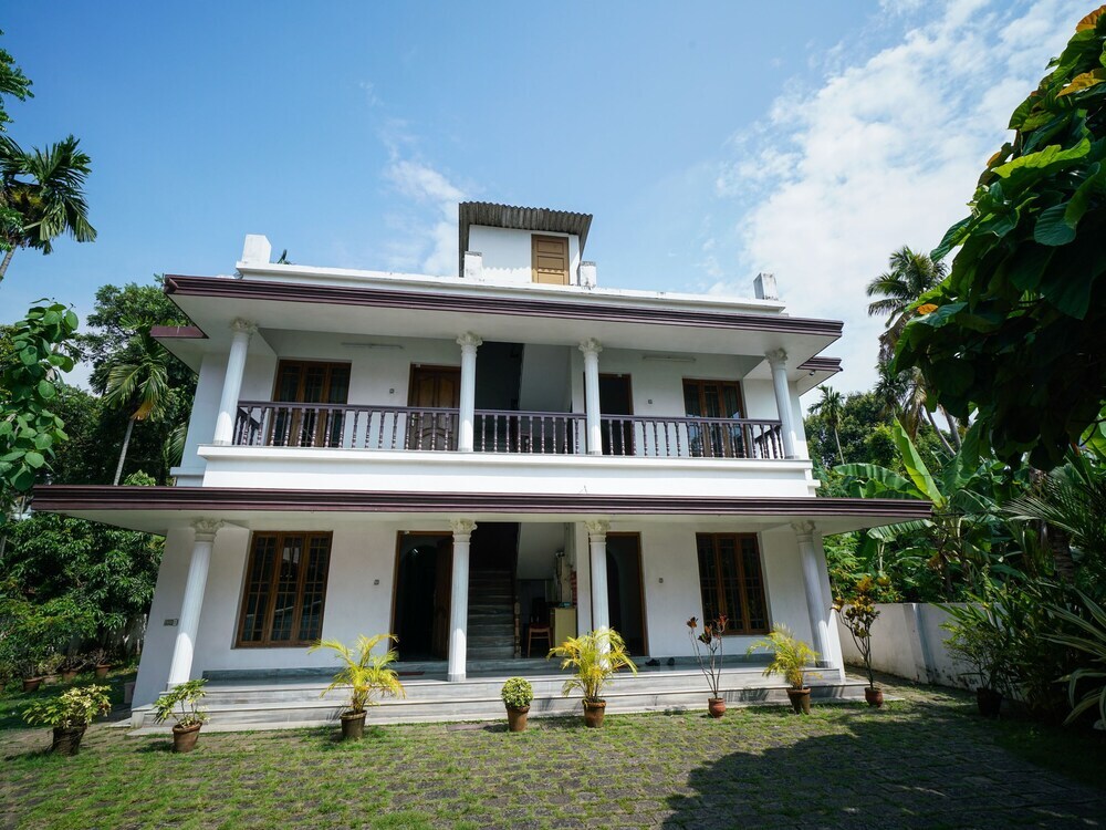 Эрамаллур: OYO 14172 Home Green View Ernakulam Medical Centre
