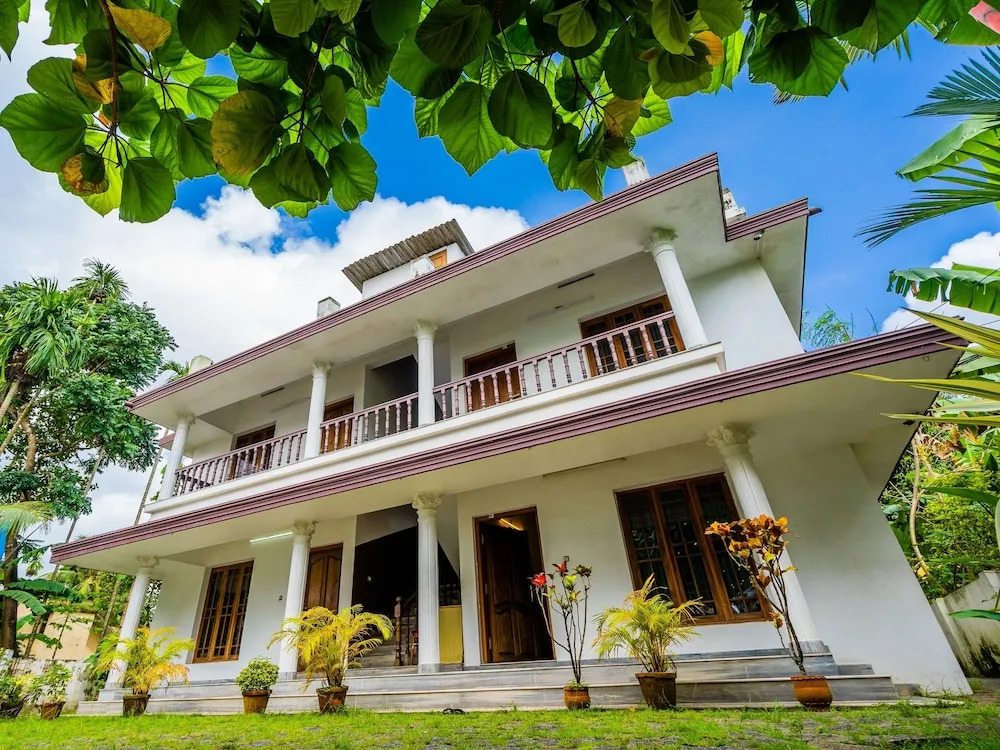 Эрамаллур: OYO 14172 Home Green View Ernakulam Medical Centre