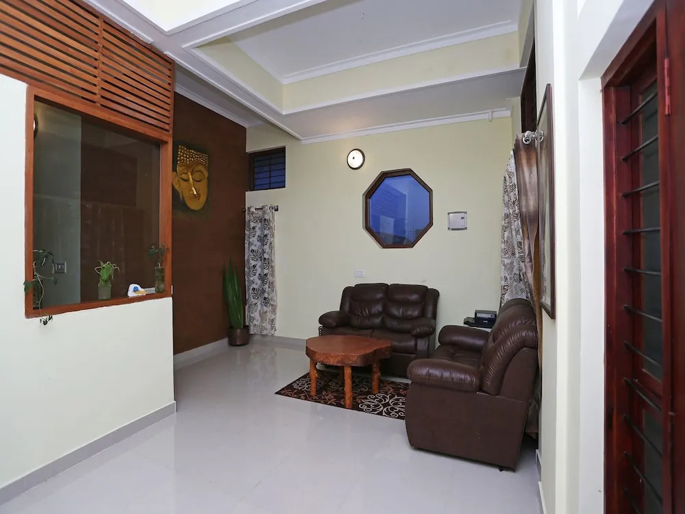 Мадикери: OYO 9263 Home Breezy 2BHK Raja's Seat