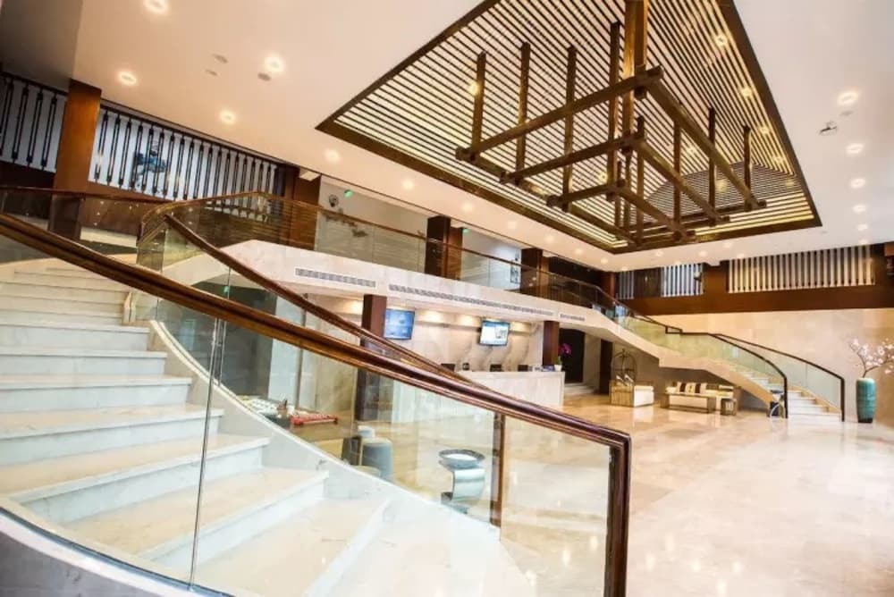 Яань: Floral Hotel · Yalanduo Garden Ya'an